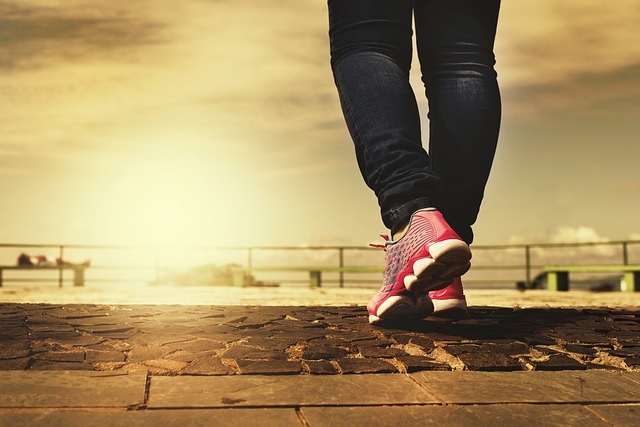 Women with tennis shoes on ready to workout.