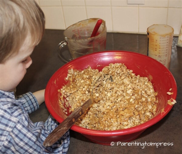 Parenting to Impress Homemade Granola Bars